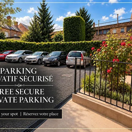 Apartment Vermillon Boutique Apartments, Refined 1- & 2-bedroom & Studio, Newly Renovated, Fully Equipped, Premium Bedding, Centre, Train Station, Private Parking, Set In A Historic Particulier *
